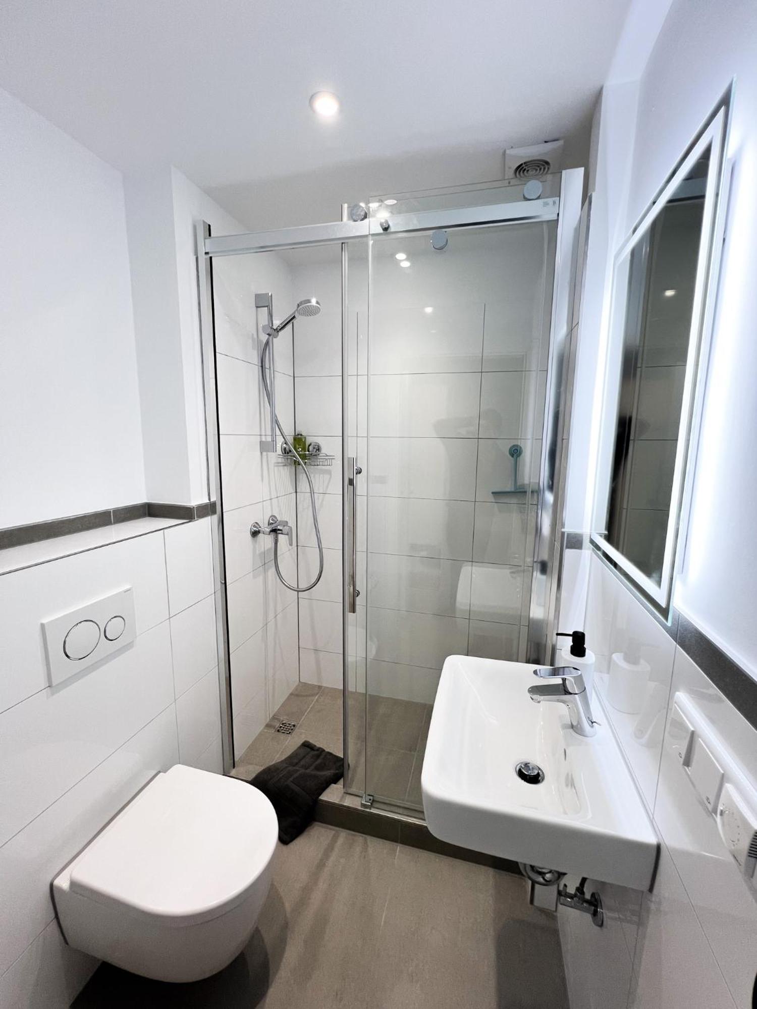 Apartment Duesseldorf City Exterior photo